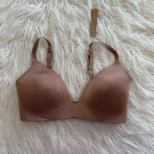 Skims Wireless Form T-shirt Bra Sienna Size 36DD